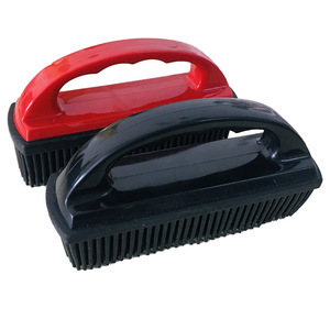 Brosse en silicone de haute qualité pour enlever les poils d'animaux, outil de nettoyage pour tapis, brosse à poils et à débris en silicone pour nettoyer les canapés - Product Image 4