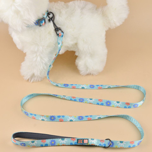MIDEPET Luxuriöse Blumenmuster-Hundeleine aus Legierung und Polyester, 360 Grad Verstellbar, mit Komfortablem Gepolstertem Griff, Großhandel für Haustierzubehör - Product Image 3