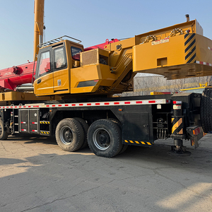 Grúa hidráulica usada de la marca china STC500C5-8 - Product Image 4