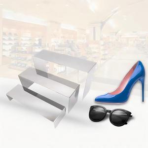 <span class=keywords><strong>Magasin</strong></span> décontracté deux pièces en acier inoxydable sac à chaussures présentoir ensemble trois îlots étagère de comptoir coulant pour <span class=keywords><strong>magasin</strong></span> de vêtements - Product Image 4