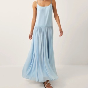 Robe de soirée élégante et sexy pour femme, en maille à volants, taille haute plissée, collection été 2025 - Product Image 1