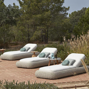 Outdoor Leisure <b>Bed</b> Patio Villa Woven Rope Garden Villa Swimming Pool Outdoor Rattan Lazy <b>Single</b> <b>Bed</b> Furniture - Product Image 1
