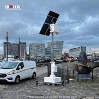 Tour de vidéosurveillance mobile solaire BIGLUX alimentée par énergie solaire avec base métallique creuse et mât télescopique de 4 m pour les parkings