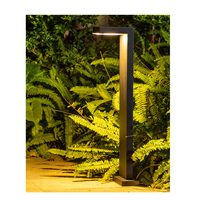 Lampu Taman Antik Eropa Berbahan Aluminium, Lampu Bollard LED Dekoratif dengan Tiang Modern, Berperingkat IP65