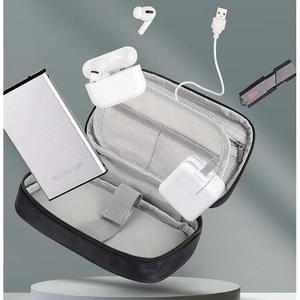 Sac organisateur de câbles Atoly, étui de voyage rectangulaire en cuir, accessoires technologiques portables, design minimaliste - Product Image 4