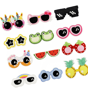 Adesivi Termoadesivi Ricamati a Forma <span class=keywords><strong>di</strong></span> Occhiali da Sole, Frutta, Animali, Cuori Rosa per <span class=keywords><strong>Abbigliamento</strong></span> Bambini, Zaini Scolastici e Decorazioni Fai-da-Te - Product Image 1