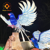 Sculpture d'animaux simulés Lampe LED lumineuse en résine Fibre de verre Oiseau Perroquet Motif Lumière