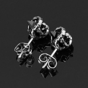 Pendientes de Acero Inoxidable de Moda, con Cristales Negros y Dijes de Serpiente, Accesorios de Joyería para Dropshipping - Product Image 1