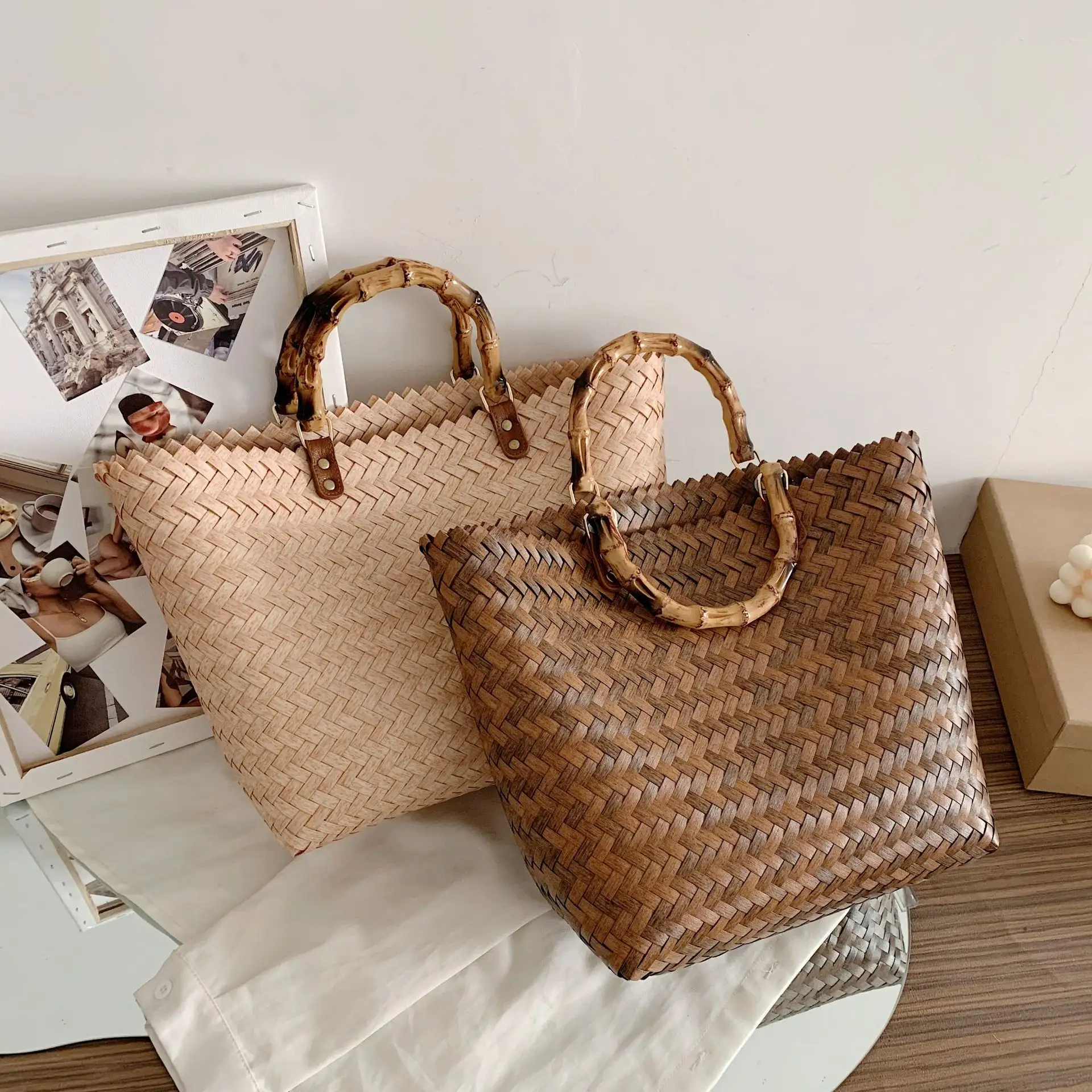 New Vintage Faux Natural Straw Plastic Tote Handbag Beach Bag for Women Lady Fashion Travel