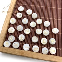 Perles d'alphabet en nacre naturelle de forme ronde blanches de 6 mm et 8 mm pour bijoux