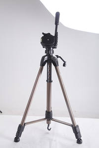 Trípode <span class=keywords><strong>para</strong></span> cámara de teléfono móvil grande a <span class=keywords><strong>precio</strong></span> de fábrica, trípode de aluminio ligero ajustable máximo de 150cm, de <span class=keywords><strong>precio</strong></span> de fábrica, de 1/2" - Product Image 3