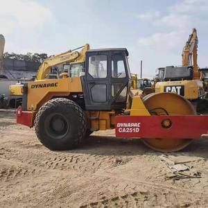 Rouleau vibratoire monocylindre Dynapac CA251D de 9 tonnes, moteur diesel d'origine, certifié CE EPA, modèle 2023, garantie 12 mois pour la construction routière - Product Image 5