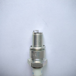 Busi Motor NGK Berkualitas Tinggi untuk Sistem Mesin Otomatis 5722 BR9ES untuk Kawasaki KDX250SR, KDX250/R, KR-1 250CC - Product Image 6