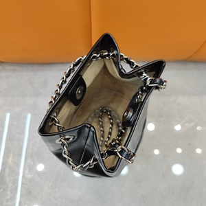 <span class=keywords><strong>Famosa</strong></span> borsa da donna in vera pelle trapuntata con catene Casual a tracolla fodera in pelle scamosciata Guangzhou - Product Image 4