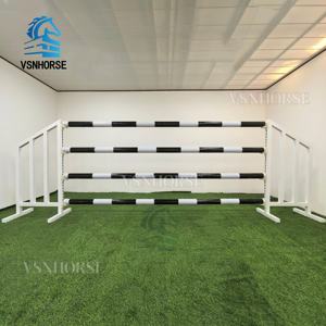 Ensemble <span class=keywords><strong>de</strong></span> barrières et <span class=keywords><strong>de</strong></span> rails <span class=keywords><strong>de</strong></span> saut d'obstacles professionnels pour l'entraînement quotidien et la pratique en arène équestre - Product Image 3