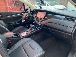 Traum S70 2018 <span class=keywords><strong>Prestige</strong></span> SUV 7 Posti Usato in Ottime Condizioni, Senza Incidenti, Miglior Prezzo, Disponibile per Ordini all'Ingrosso - Product Image 5