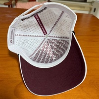 Produsen Topi Golf 5 Panel Berlubang Potongan Laser Kustom di Cina