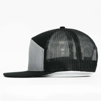 Bsci China Factory Custom 6 Panel High Profile Gorras de béisbol a rayas Logotipo en relieve 3D Sombrero de camionero en blanco