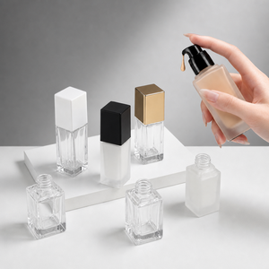 Vente en gros de flacons en verre à pompe pour cosmétiques, emballages cosmétiques plats rechargeables de 15 ml, 20 ml, 30 ml, 40 ml, pour sérum, fond de teint liquide, crème pour le visage - Product Image 4