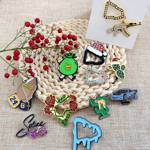 Pins de esmalte personalizados al por mayor con logo para gorras, insignias, broches, clips para gorras de béisbol y camionero, cadenas para sombreros, artesanías metálicas para solapas y gorras, de México - Product Image 6