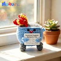 Vente en gros de poupées Amigurumi au crochet faites main personnalisées, modèle Dumpster Fire, avec carte de soutien émotionnel positive, cadeau amusant pour les fournitures de boutiques de cadeaux