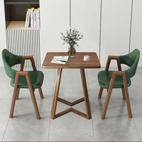 Table à thé pour balcon Combinaison de chaises pour petits espaces Table à manger carrée avec deux chaises pour B & B Office Apartment Réception Area