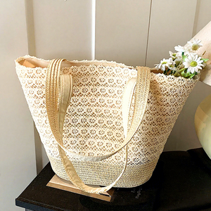 Nouveau sac fourre-tout tissé en paille et dentelle grande capacité pour homme, style bohème tendance avec décoration en cristal et bande élastique, collection été 2025 - Product Image 1