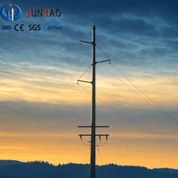 Poteau utilitaire en acier galvanisé à chaud pour l'électrification rurale, support de montage pour lampadaires solaires et caméras de vidéosurveillance, poteau électrique