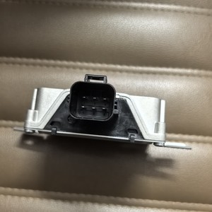 Módulo de Control de Bomba de Combustible 6G9N9D372A 7H429D372AA para Ford Land Rover, Transmisión Automática, Motor de Gasolina - Product Image 3