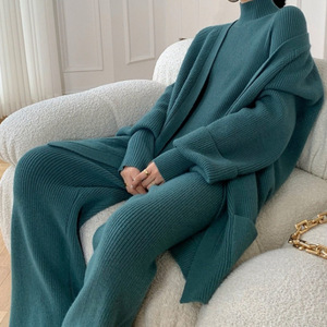 Nuevo diseño de cuello alto pulóver de punto cárdigan de manga larga pantalones de pierna ancha 3 conjuntos de suéter de mujer elegante suéter de mujer - Product Image 2