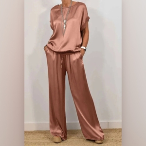 Ensemble décontracté 2 pièces pour femmes, chemise ample à manches courtes et col rond, pantalon large, tendance - Product Image 2