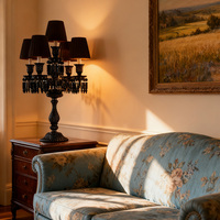Lustre de table élégant à base de cristal noir sculpté, abat-jour en tissu plissé pour villa de luxe, hôtel, chambre d'hôtes