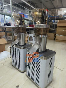 Extracteur de jus commercial à froid, presse-agrumes lent pour fruits et légumes, machine à jus d'ananas pour bar à jus - Product Image 3