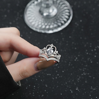 Lunxry mode 925 argent Sterling brillant rond taille brillant diamant princesse couronne Moissanite bague pour les femmes