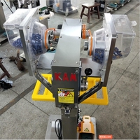 Machine à boutons-pression en plastique entièrement automatique Machine à boutons de haute qualité pour boutons en plastique KAM