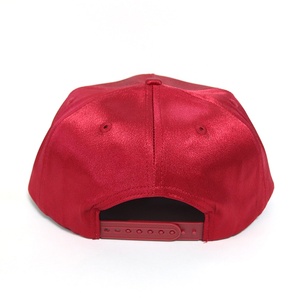 <span class=keywords><strong>Casquette</strong></span> de baseball souple en satin de soie <span class=keywords><strong>rouge</strong></span> rose de haute qualité pour femme, à 5 panneaux, avec visière courte et broderie personnalisée, fermeture <span class=keywords><strong>snapback</strong></span> - Product Image 5