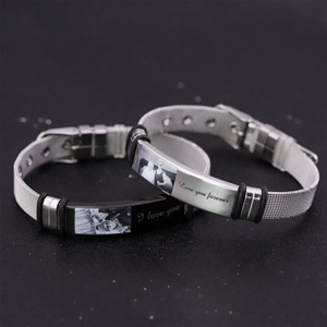 Pulseras y Brazaletes de Acero Inoxidable con Fotografía Personalizada Romántica, Pulseras de Corazón para Mamá e Hija, para Hombres y Mujeres - Product Image 2