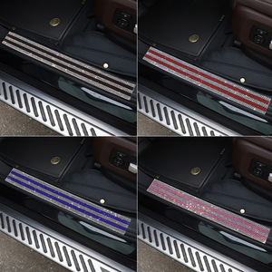 Faixas de Acrílico com Diamantes para Soleira de Porta de Carro e Adesivos Gradientes Antirrisco e Antiesmagamento para Pedais - Product Image 2