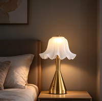 Lampe de table LED portable à commande tactile, intensité réglable, sans fil, rechargeable, lumière de bureau blanc chaud, décoration de chambre