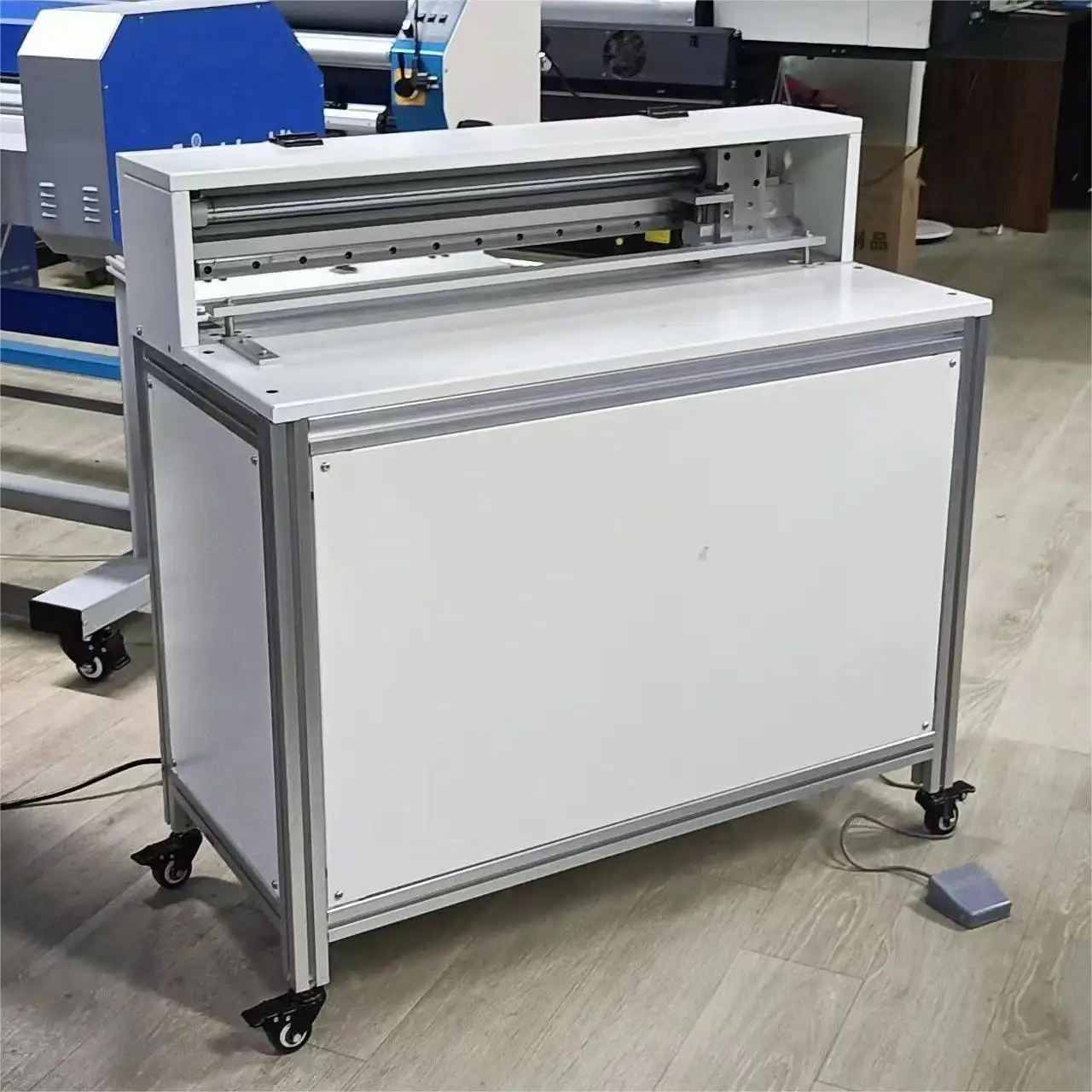 Hot Product DL-550 Easy To Use High Premium Cutting and Grooving Split Machine For KT Board And PVC Groove