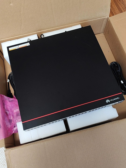 Network Switch HW S5735-L48P4XE-A-V2 48 Electrical Ports Support POE4 Port 10G Enterprise-class POE Power Supply Switch in Stock