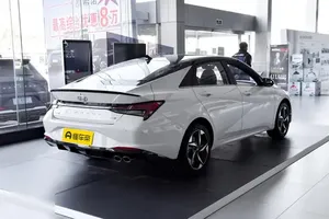 2021 Elantra đô thị đi lại dễ dàng đỗ xe, khí thải thấp, thiết kế thân thiện với thành phố - Product Image 3