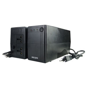 Large gamme de tension d'entrée 1500VA 900W alimentations sans coupure 2 * 9AH système <span class=keywords><strong>UPS</strong></span> de batterie pour routeur Wifi PC CCTV industriel - Product Image 1