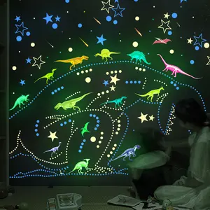 핫 세일 글로우 LED 장난감 벽 스티커 만화 토끼 벽 데칼 별 우주선 야간 조명 데칼 어린이 방 장식