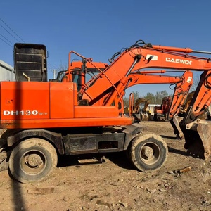 Excavadora de Ruedas Daewoo con Cucharón de Excavación, Equipo de Construcción Usado - Product Image 3