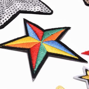 35 Pièces Écussons Brodés Informatiques en <span class=keywords><strong>Tissu</strong></span> à Paillettes, Motifs Cœur et Cinq Étoiles, pour Vêtements de Scène, Sacs, Casquettes et Accessoires - Product Image 3