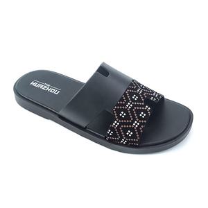 Sandales plates pour femmes en PVC ajouré, nouveau design, tendance mode maison, décontractées, antidérapantes, pantoufles pour femmes - Product Image 2