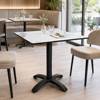 Ensemble de mobilier d'extérieur résistant aux intempéries et aux UV, table de bistrot carrée en aluminium et pierre frittée pour restaurant