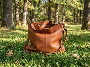 High On Demand Leather Party Bag for Women with <b>Chain</b> Shoulder Strap and Classic Evening Wear Design Available At Best Price - Product Image 6
