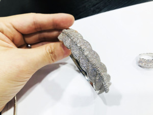 BMZการออกแบบที่ไม่ซ้ำกันPlatinumชุดเครื่องประดับสีขาวทองIpชุบMicroเพชรกำไลข้อมืองานแต่งงานชุดแหวน - Product Image 3